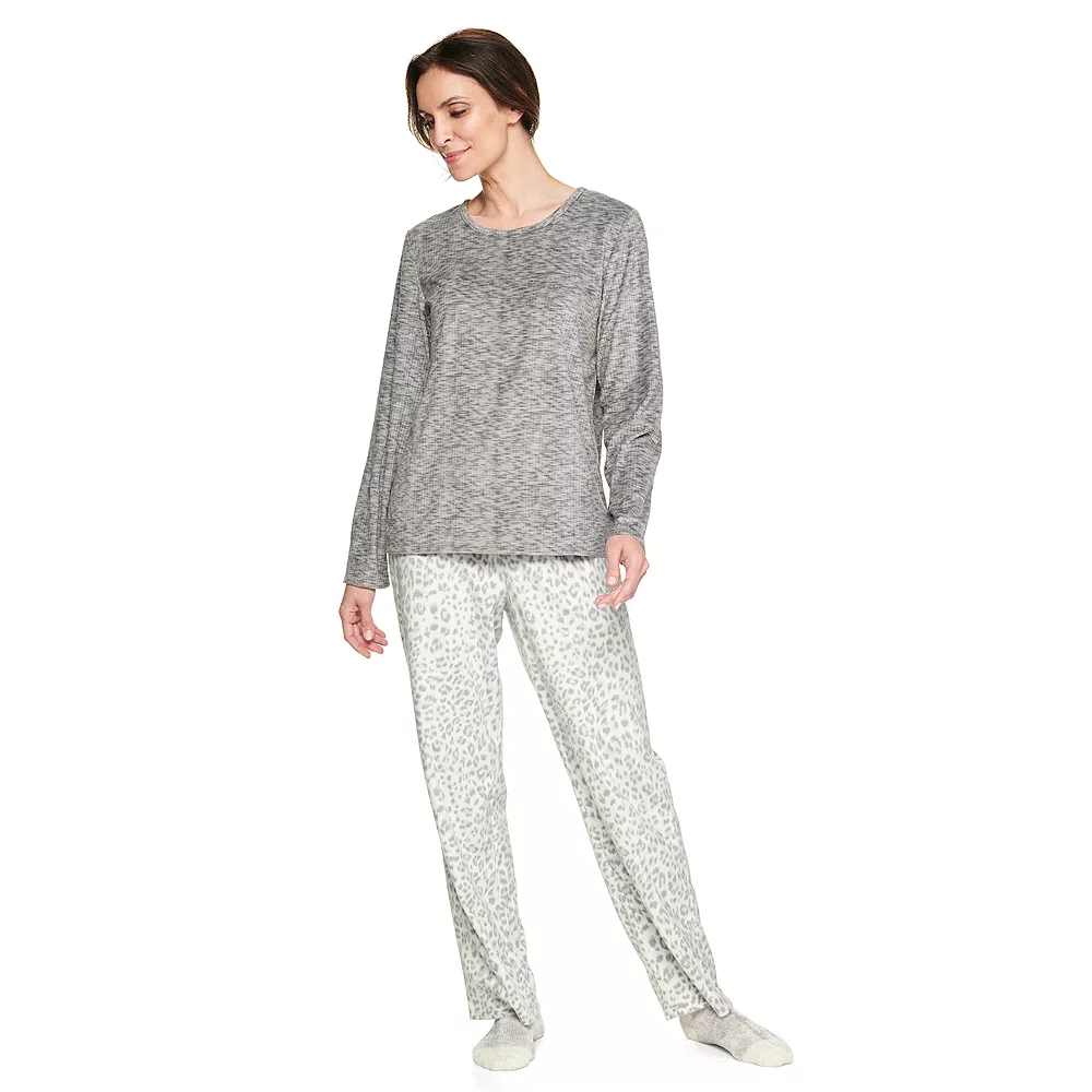 Petite Croft & Barrow® Velour Long Sleeve Pajama Top & Pajama Pants Set 3 Petite Croft & Barrow® Velour Long Sleeve Pajama Top & Pajama Pants Set - Image 3